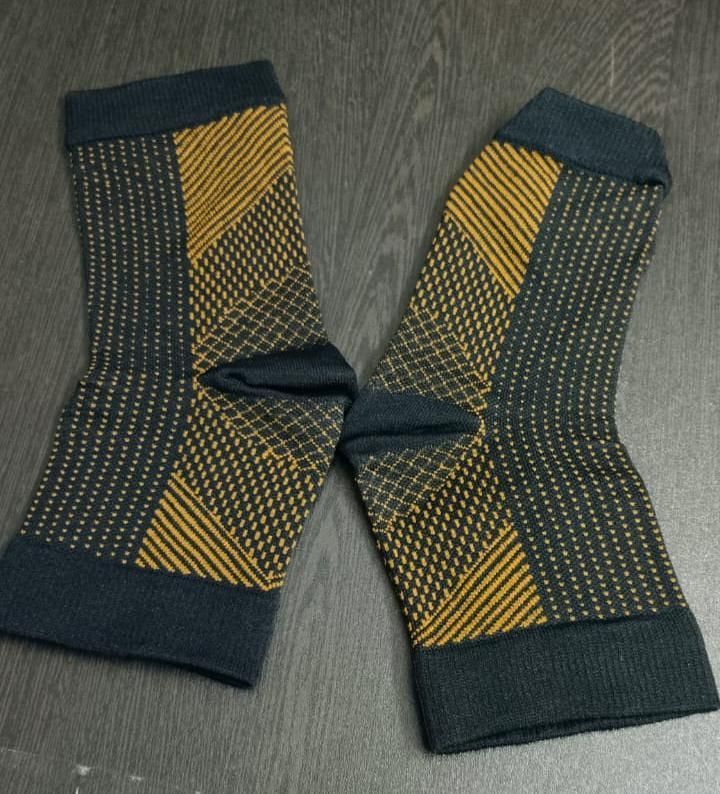 Neuropathy Socks for Women and Men for Relief / For Swollen Feet and Ankles